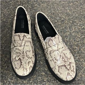2/1  size 11 snake print loafers with studs nwt